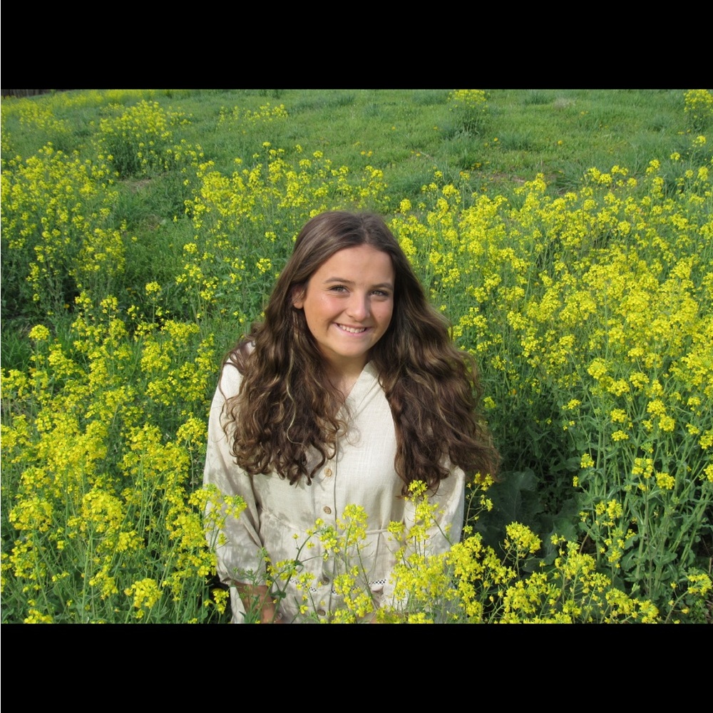 Meet your Posher, Ava